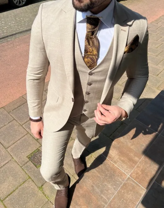 Beige geruit pak