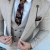 Beige geruit pak