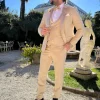 beige smoking