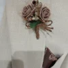 Bruin corsage bruidegom