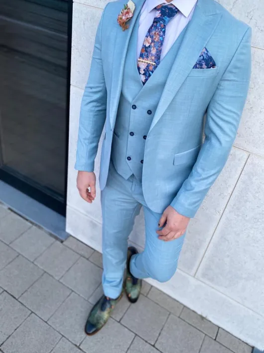 Lichtblauw linnen look trouwpak