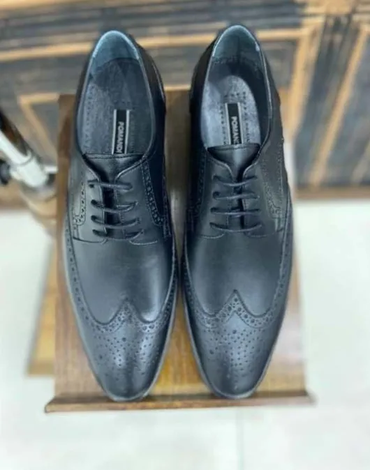 SC14 Zwarte Veterschoenen